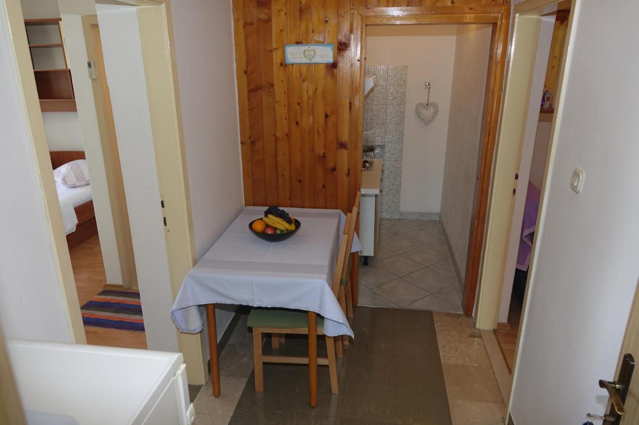 Roza Apartment Baška Voda Екстериор снимка
